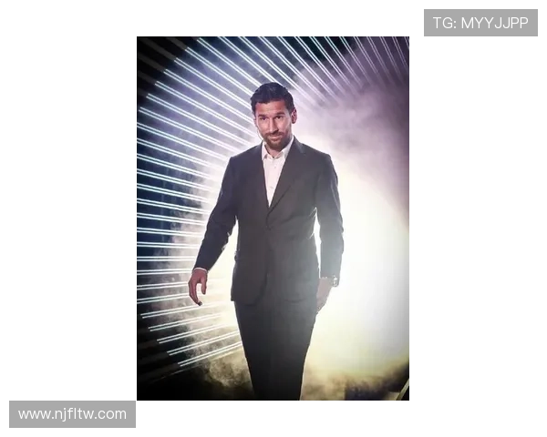 印度足球明星梅西的独特服饰风格与时尚魅力解析